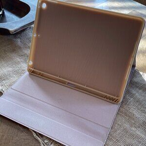 FINTIE Keyboard Case for iPad 9th / 8th / 7th Rose Gold!!!